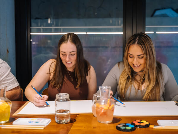 5 Reasons London Teams Are Choosing Canvas, Brushes, and Drinks for Team Building