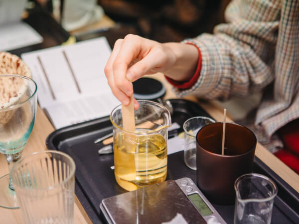 Craft Your Dream Home with a Candle Making Course in the City