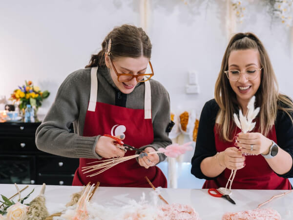 Give Them an Unforgettable Gift with the Best Couples Experiences in London