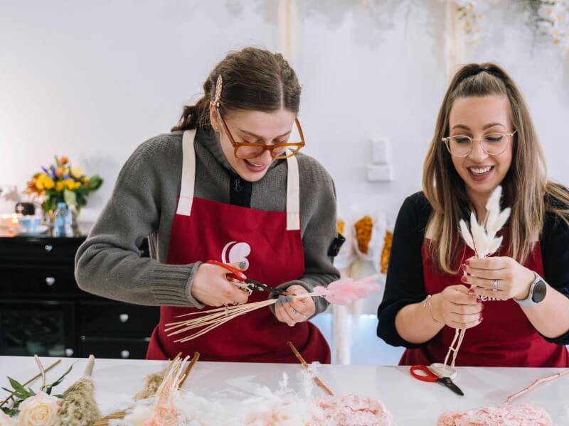 Give Them an Unforgettable Gift with the Best Couples Experiences in London
