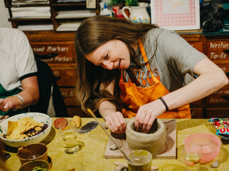 5 Reasons to Try a Pottery Class in London