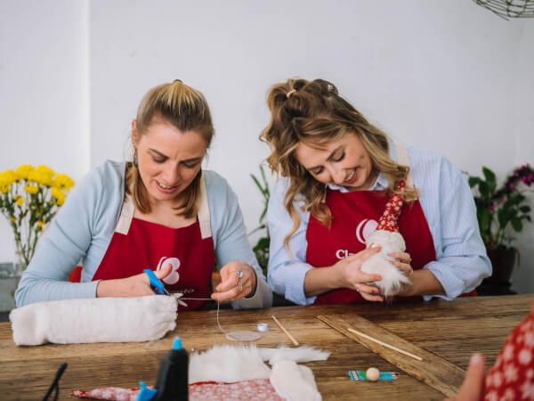 Support Local UK Artisans with Experience Vouchers This Christmas