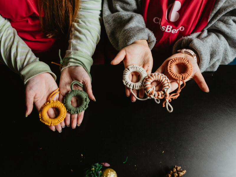 9 of the Best Christmas Activities for Couples in 2026