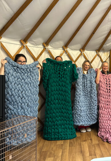 Arm Knitted Blanket Workshop