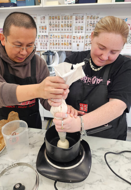 Asian Desserts Class - Souffle Pancakes