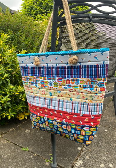 Beach-Themed Striped Tote Bag Workshop