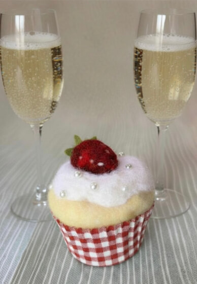 Beginners Needle Felting Cake Pincushion Summer Workshop