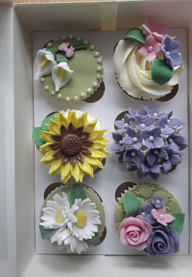 Blooming Cupcake Decorating Class