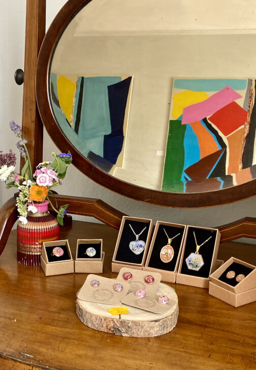 Botanical UV Resin Jewellery and Accessories Workshop Bath