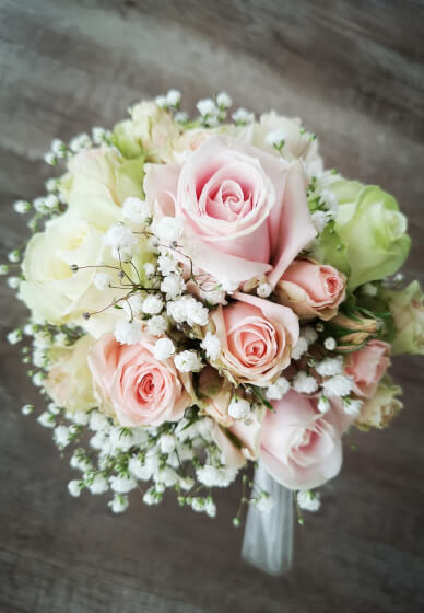 Seasonal Floral Bouquet Creation Workshop for Beginners