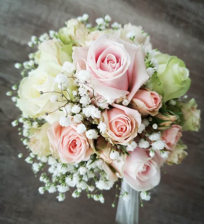 Seasonal Floral Bouquet Creation Workshop for Beginners