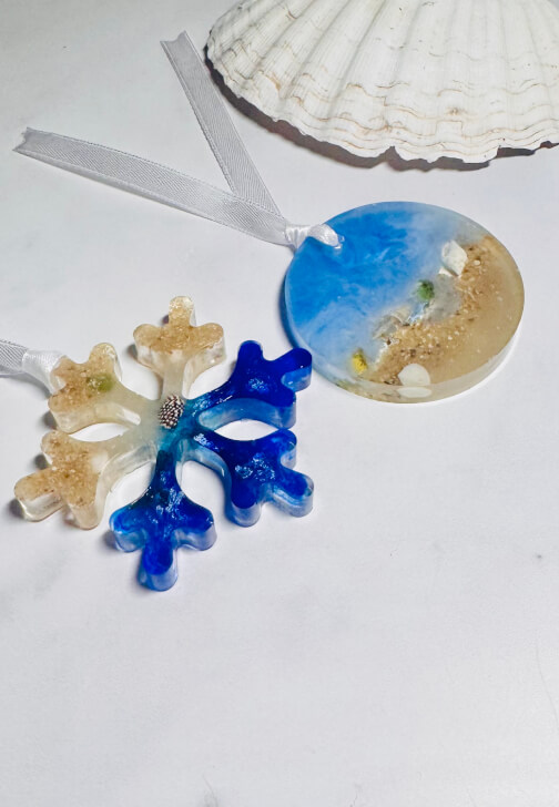 Christmas Resin Bauble Making Workshop