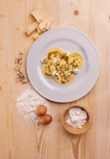 Cook Cappelli with Ricotta and Pistachios