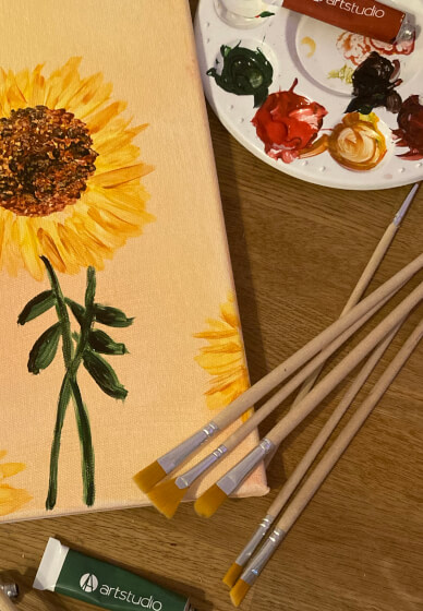 Creative Workshop Day with Shopping: Acrylic Painting Workshop