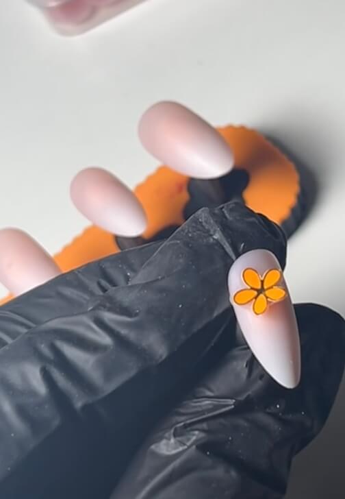 Custom Press on Nails Workshop
