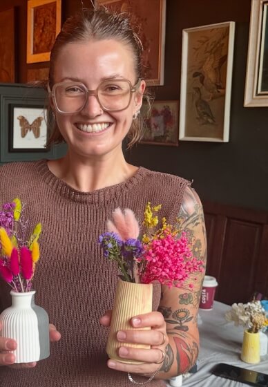 Eco Resin Mini Vases and Dried Flowers Bouquets Workshop