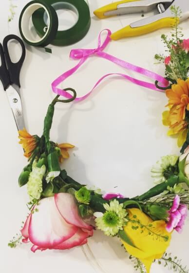 Flower Crown Making Workshop with Bubbly
