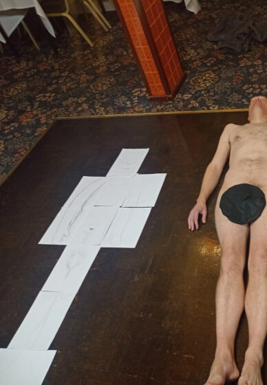 Hen Party Life Drawing Class in Bath