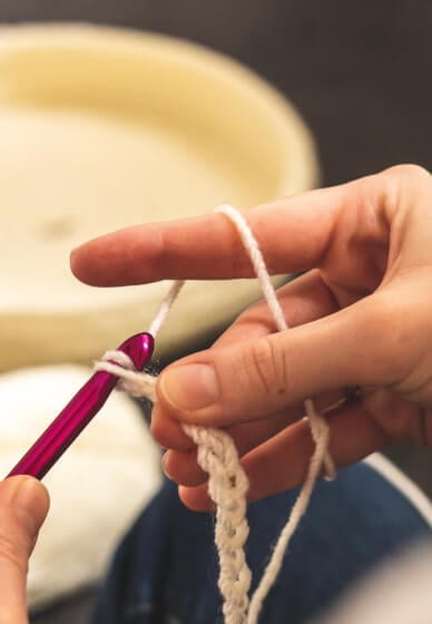Left-handed Beginner's Crochet at Home