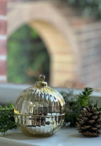 Luxury Christmas Bauble Candle Workshop