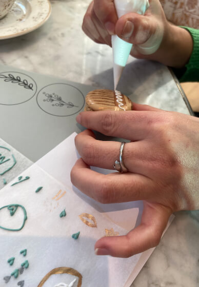 Macaron Decorating and Flower Wreath Making Workshop