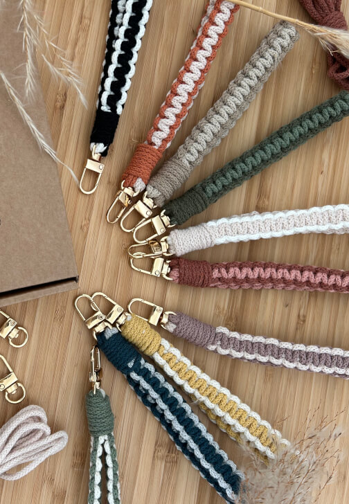 Macramé Wristlet Keychain for Beginners Experience