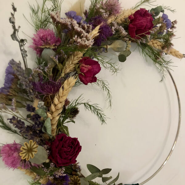 Make a Dried Flower Wreath Online class  kit ClassBento
