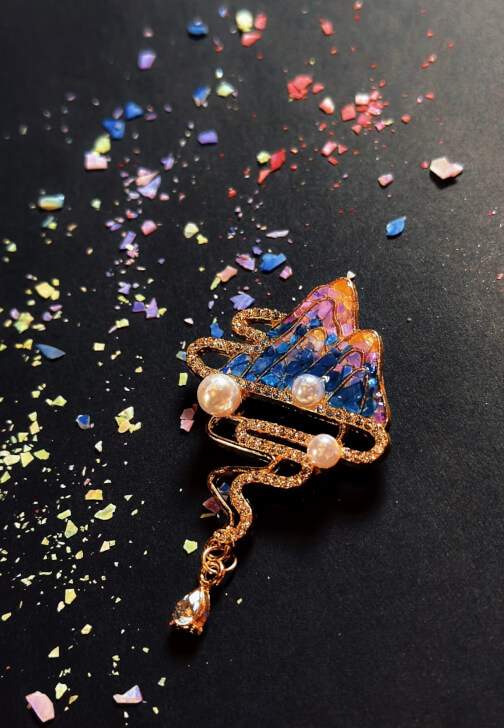 Mother-of-Pearl Brooch Workshop