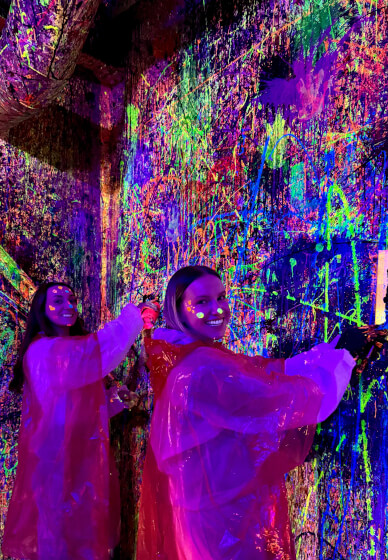Neon Splash Art Experience