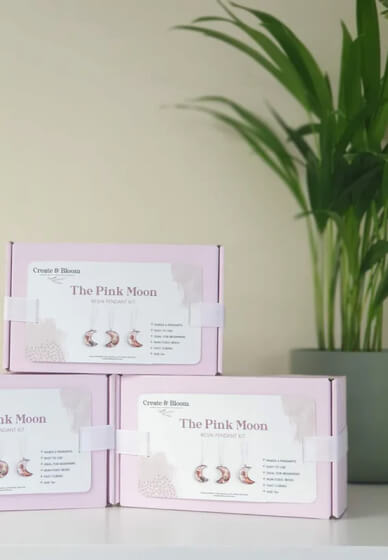 Pink Moon Necklaces Resin Jewellery Kit