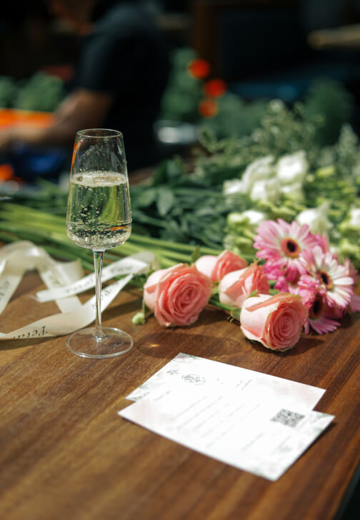 Sip and Bouquet Making Class