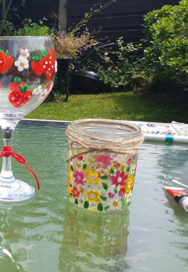 Sip and Paint Class - Glass Painting