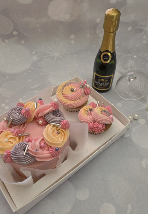 Sip and Pipe - Bento Cake Decorating Class