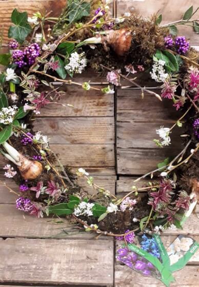 Spring Living Wreath Workshop with Spring Bulbs