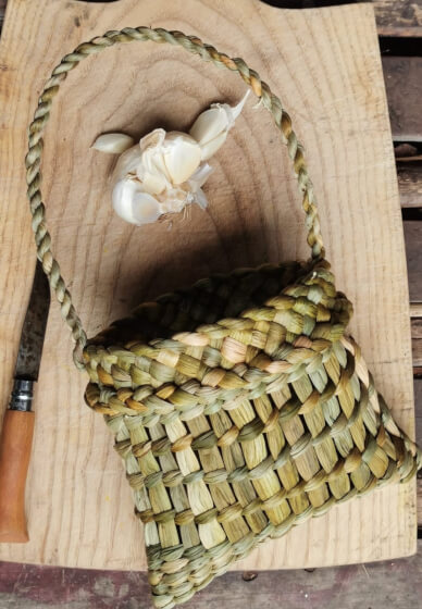 Weaving Class: Rush Garlic Basket