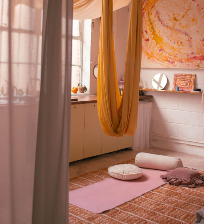 1:1 Restorative Aerial Yin Yoga Class