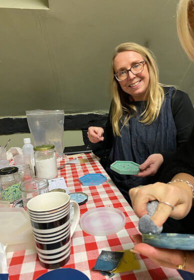 Eco-Resin Pouring Workshop at Bottle and Glass Barn