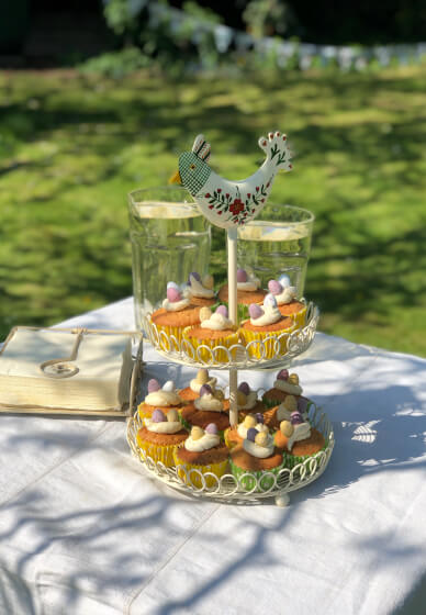 Baking and Crafting Experience: Easter at Hen Corner