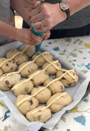 Baking and Crafting Experience: Easter at Hen Corner