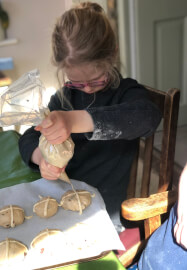 Baking and Crafting Experience: Easter at Hen Corner