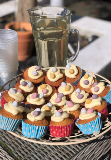 Baking and Crafting Experience: Easter at Hen Corner