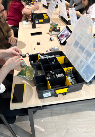 Balancing Robot: Python Workshop with Lego