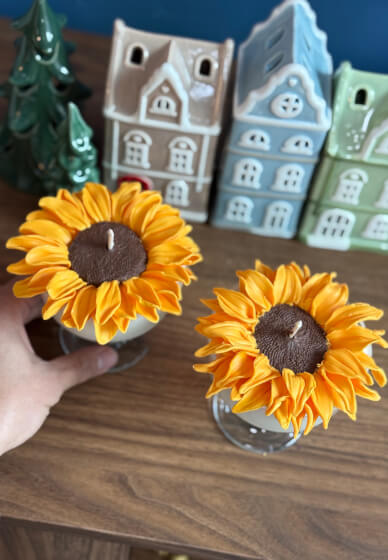 Beeswax Sunflower Candle Making Workshop - London