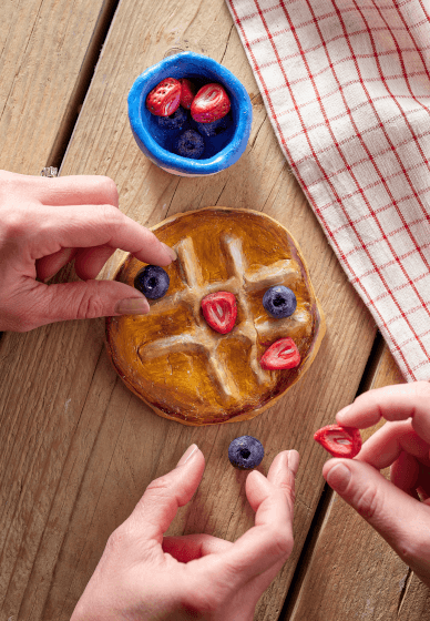 Beginners Guide to Air Dry Clay Noughts and Crosses Workshop