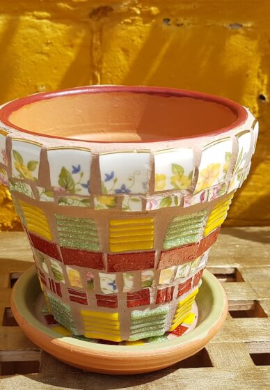 Beginners Mosaic Terracotta Flower Pot Workshop in Edinburgh