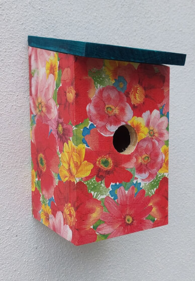 Birdhouse Painting Class