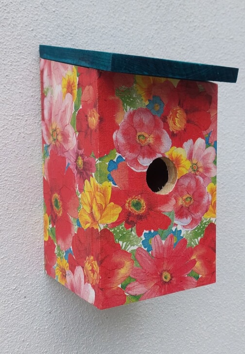 Birdhouse Painting Class