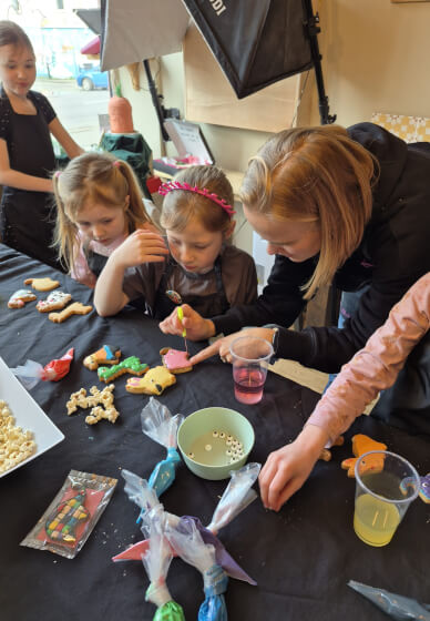 Biscuit Decorating Masterclass for Kids