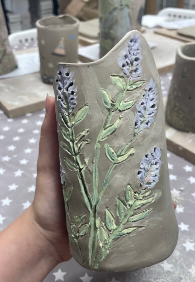 Botanical Pots Pottery Class