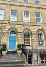 Botanical UV Resin Jewellery and Accessories Workshop Bath